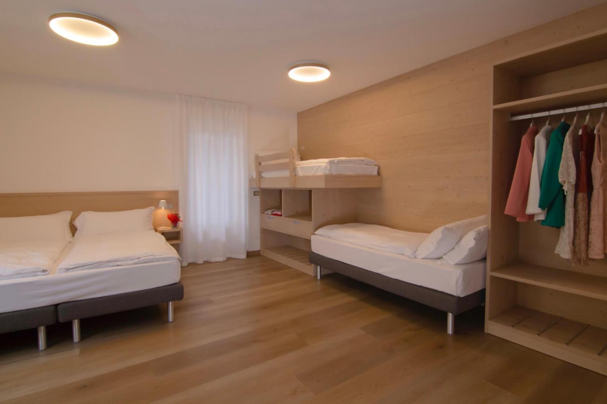 Hotel Miralago Bossico Szoba fotó