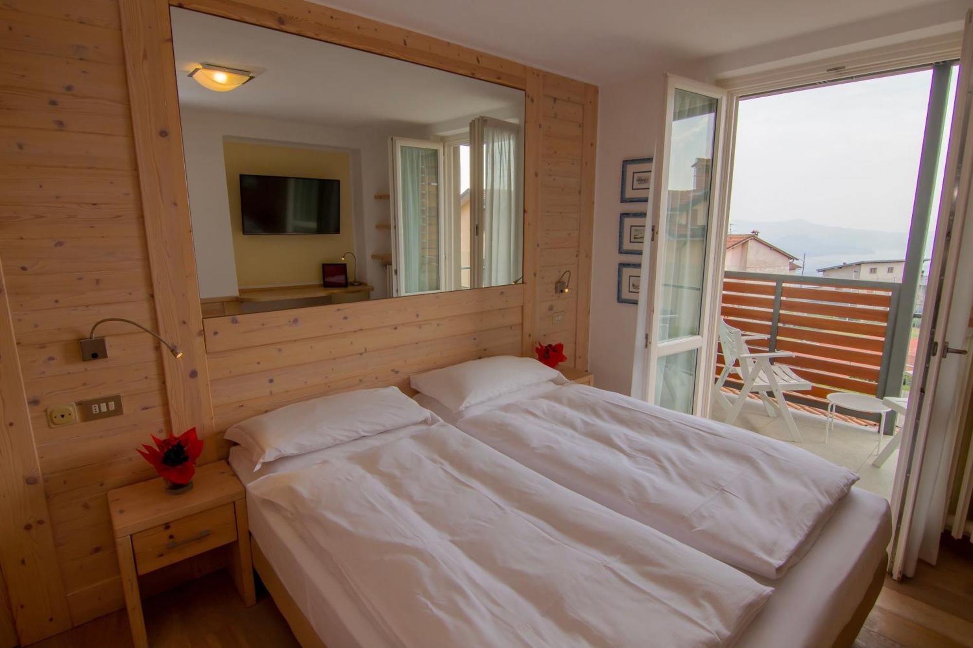 Hotel Miralago Bossico Szoba fotó